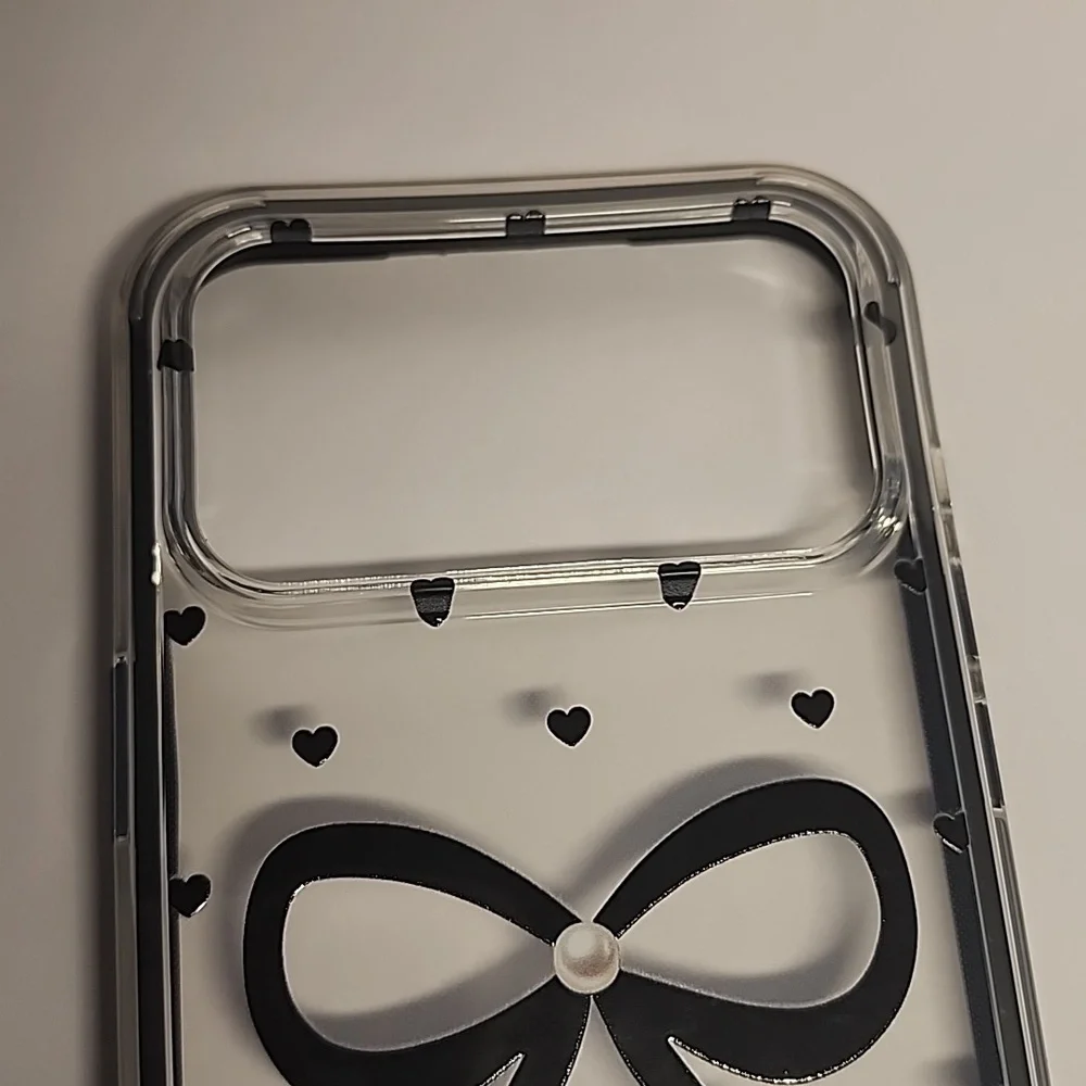 Brand new Apple IPhone 17 Pro Max Bow Silicone Phone case